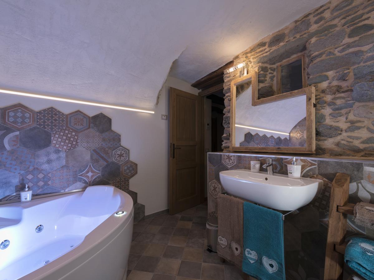 Chambres D'Hotes La Moraine Enchantee Gressan Ngoại thất bức ảnh
